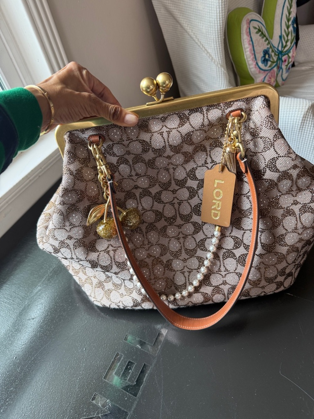 Authentic Coach Xl Kiss Lock Crystal Bag Logo Frame-Top Purse - Picture 4 of 4